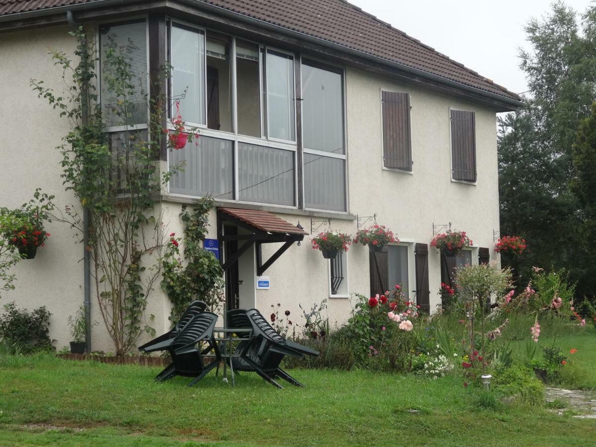 Les Tilleuls Janaillat Exterior photo
